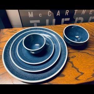 Blue Heathstone Ceramics 5 Piece Set